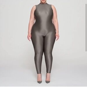 NTW SKIMS 4X shine spandex jersey catsuit - Gray Chalk